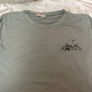 1 set of  4 crop tops